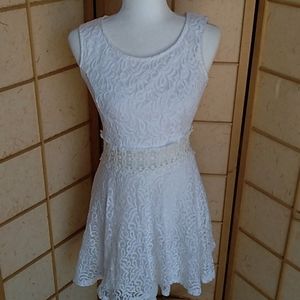 You are not alone white lace dress sz M